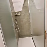 فندق مبيت وإفطار La Casa Di Bianca مانفريدونيا